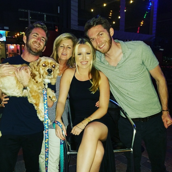 Meet your Posher, Tyler - Picture 4 of 4